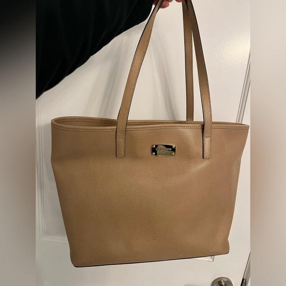 Gently used Michael Kores tote bag - Picture 1 of 5